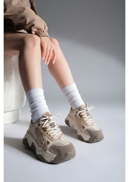 Kadın Yüksek Taban Sneaker Bağcıklı Spor Ayakkabı Virez