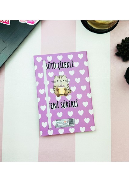Sütü Çilekli V2 Tasarımlı Lastikli Defter