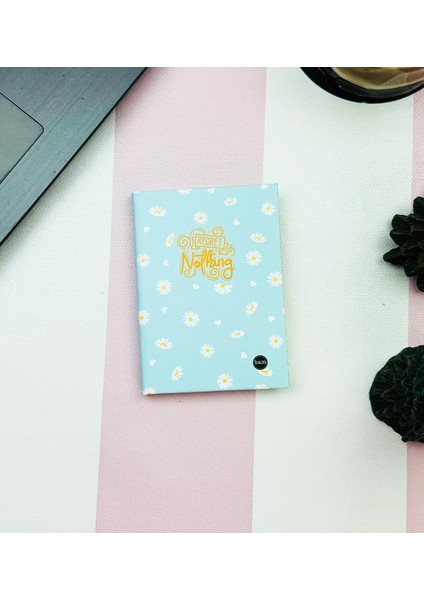 Regret Nothing Tasarımlı Sert Kapaklı Mini Defter