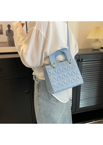 Moda Rahat Çanta Ekose Küçük Çanta Kadın Çantası 2023 Popüler Yeni Stil Modaya Uygun Basit Yabancı Stil Tek Omuz Crossbody Çanta (Yurt Dışından)
