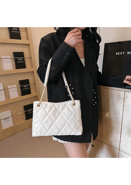 Kadınlar Için Büyük Kapasiteli Taşınabilir Koltuk Altı Çantası 2024 Yeni Moda Eşkenar Dörtgen Zincir Omuz Çantası Basit Batı Tarzı Banliyö Çantası (Yurt Dışından) fiyatları