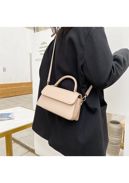 Kadınlar Için Çantalar 2024 Yeni Stil Moda Omuz Çantası Niş Tasarım Doku Kadın Çantası Basit Taşınabilir Crossbody Çanta (Yurt Dışından)