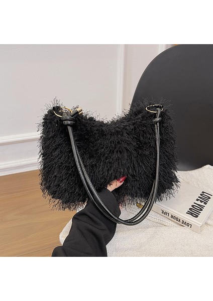 2024 Yeni Sonbahar ve Kış Tüylü Çanta, Basit ve Şık Omuz Çantası, Kızlar Için Kore Versiyonu, Modaya Uygun, Batı Tarzı, Gündelik Koltuk Altı Çantası (Yurt Dışından)