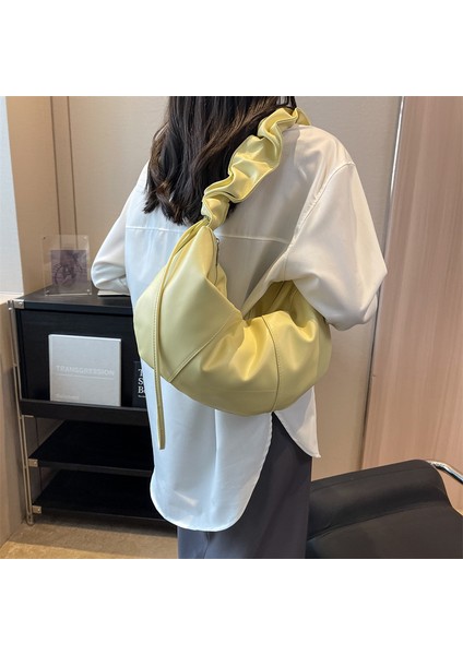 Kadınlar Için Büyük Kapasiteli Çanta 2024 Yeni Kişilik Moda Rahat Yabancı Stil Koltuk Altı Çantası Kore Versiyonu Çok Yönlü Ins Omuz Çantası (Yurt Dışından) fırsatları