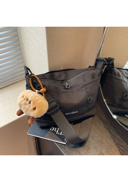 Hafif Çanta Kadın Yeni 2024 Naylon Kumaş Crossbody Küçük Çanta Ilkbahar ve Yaz Çok Yönlü Yabancı Stil Rahat Mektup Çantası (Yurt Dışından)