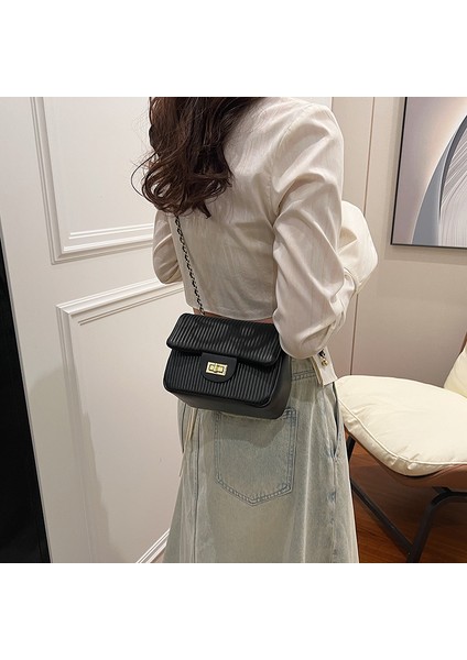 Kore Versiyonu Düz Renk Çizgili Çok Yönlü Omuz Çantası 2024 Yeni Bahar Xiaoxiangjia Moda Çanta Zinciri Kadınlar Için Crossbody Çanta (Yurt Dışından) indirimleri