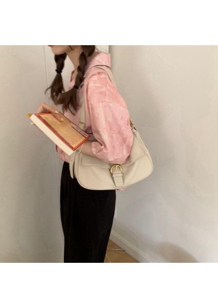 Kadınlar Için Çanta 2024 Yeni Retro Büyük Kapasiteli Siyah Tek Omuz Koltukaltı Çanta Baget Çanta Çevirme Çapraz Çapraz Kolu Çanta Kadınlar Için (Yurt Dışından)