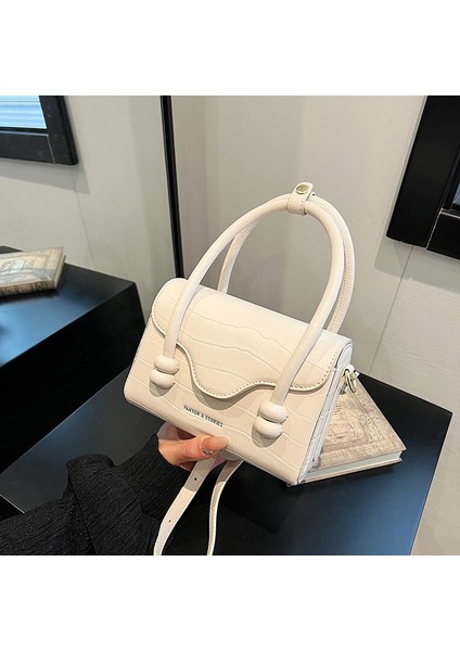 Kadınlar Için Macaron El Tipi Küçük Çanta Bahar 2024 Yeni Kore Versiyonu Çok Yönlü Bu Yılın Popüler Yabancı Stil Tek Omuz Crossbody Çantası (Yurt Dışından)