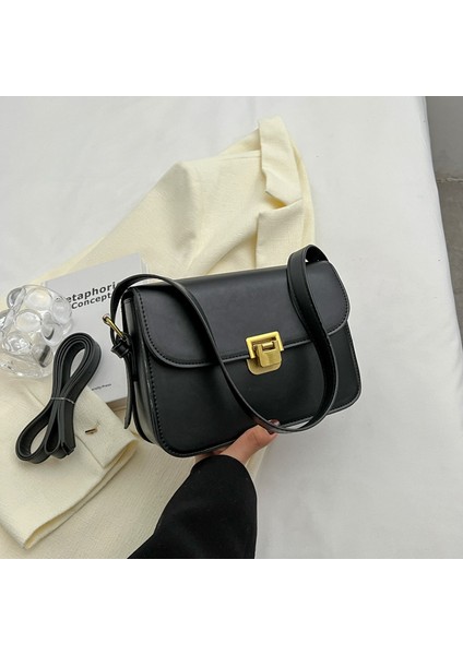 Mizaç Kadın Çantası 2024 Moda Moda Basit Crossbody Çanta Retro Batı Tarzı Tek Omuz Küçük Kare Çanta (Yurt Dışından)