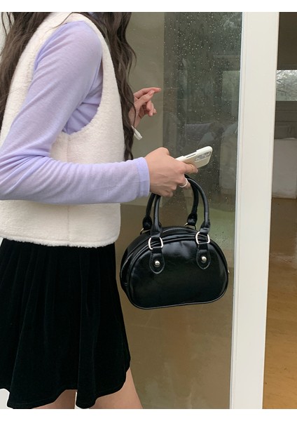 Kore Tarzı Çanta Kadın Niş High-End Bowling Çantası 2024 Bahar Düz Renk Küçük Kare Çanta Tek Omuz Crossbody Çanta (Yurt Dışından) fiyatları