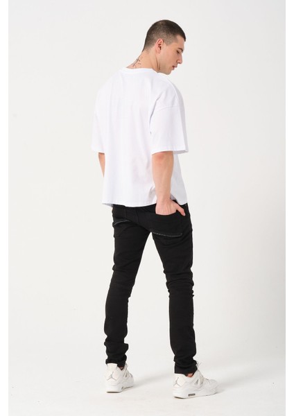 Erkek Bisiklet Yaka Logo Detaylı Oversize T-Shirt indirimleri