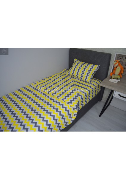 Nasır Home Tek Kişilik Sarı Zikzak Nevresim Takımı (Lastikli Çarşaf 100X200X25 Cm, Nevresim Gizli Fermuar)