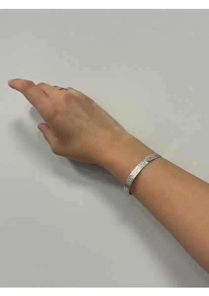 925 Ayar Ağaç Kabuğu Desenli Bileklik fiyatları