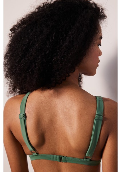 Basic Deep V Yeşil Bikini Üstü