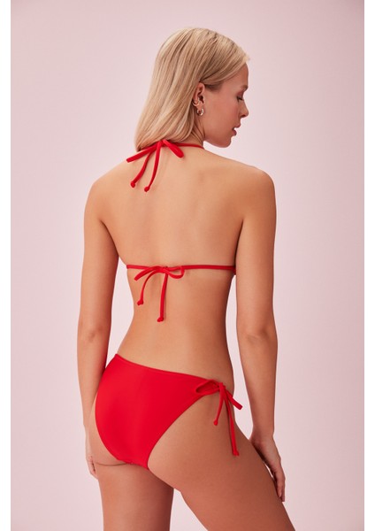 Ince Bağcıklı Detaylı Bikini Alt fırsatları