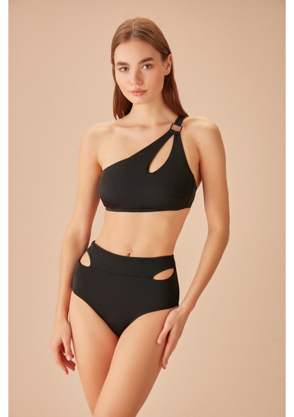 Tek Omuz Aksesuarlı Bralet Bikini Üst