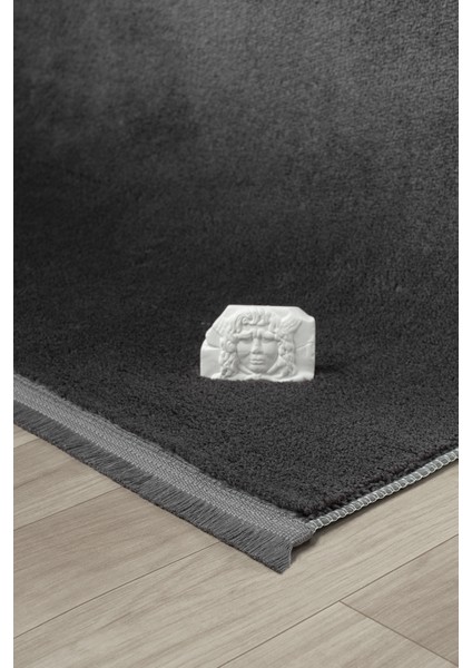 Puffy Antrasit Yuvarlak Düz Saçaklı Peluş Yumuşacık Yıkanabilir Kaymaz Taban Halı Salon Oturma Odası