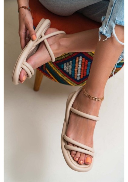 Kadın Krem Ortapedik Rahat Tabanlı Yazlık Yeni Sezon Trend Sandalet