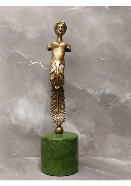 Mermer Kaideli Deniz Kızı