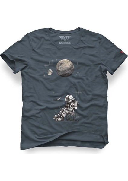 Kayada Oturan Astronot Tasarım Tişört, Astronot Tişört, Astronot Baskılı Tişört, Büyük Beden Tişört