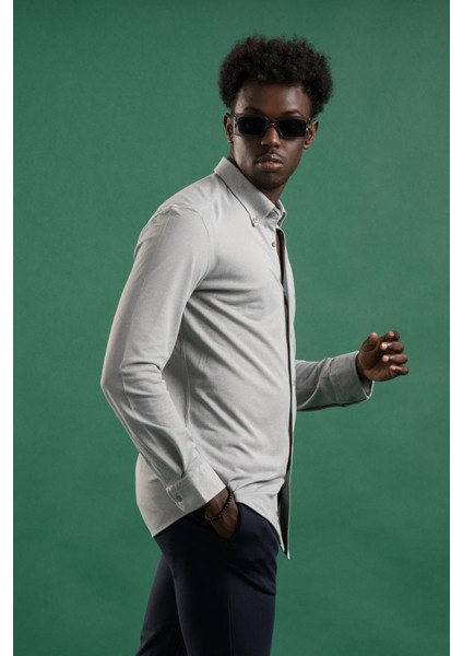 Regular Fit Yaka Düğmeli Pamuklu Likralı Gömlek indirimleri