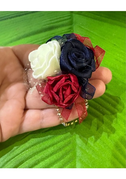 4x4 cm Zirkon Zincirli Çiçekli Iğneli Broş Yaka Iğnesi Giyim Aksesuarı