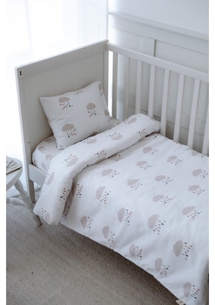 Yağmur Bulutlu Park Yatak Bebek Nevresim Takımı (80X120) - Rain Clouds fırsatları