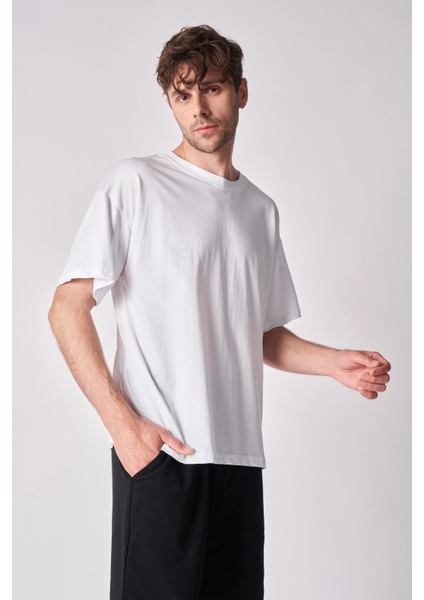 Erkek %100 Pamuk Oversize Kısa Kollu Bisiklet Yaka Tişört fiyatları