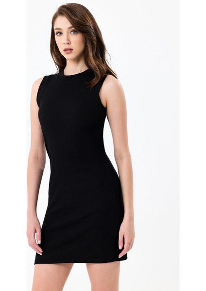 Siyah Bisiklet Yaka Kolsuz %95 Pamuklu Fitilli Elbise