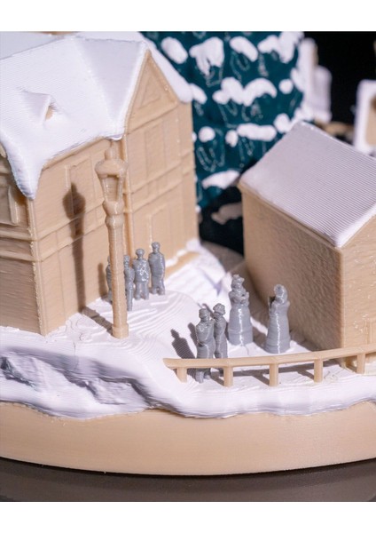 Karlı Noel Evi Obje Çam Ağaclı Yılbaşı Köyü Obje Büyük Boy 20CM
