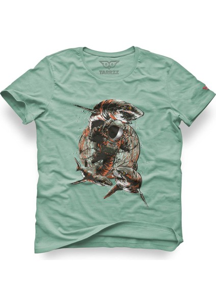 Köpekbalıklı Astronot Tasarım Tişört