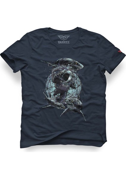 Köpekbalıklı Astronot Tasarım Tişört