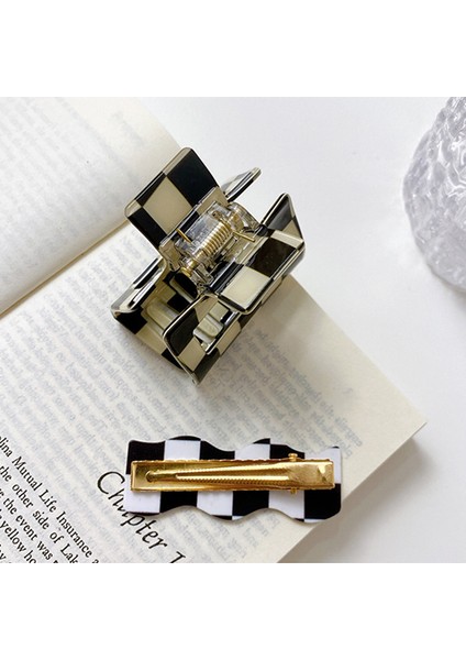 B-4 2023 Yeni Moda Kız Tatlı Saç Tokası Akrilik Kare Saç Tokası Aksesuarları Renk Izgara Saç Pençe Kadınlar Için Zarif Köpekbalığı Klipleri (Yurt Dışından) indirimleri