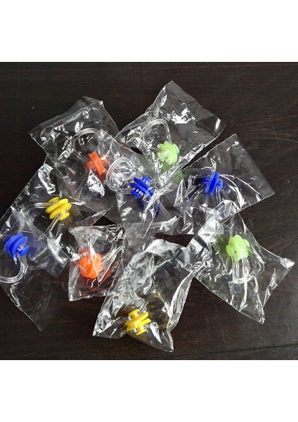 1 Adet Rastgele Stil 8pcslot Yüksek Li Yeniden Kullanılabilir Yumuşak Silikon Yüzme Burun Klipsi Rahat Dalış Sörf Yüzmek Yetişkinler Çocuklar Için Burun Klipsleri (Yurt Dışından) indirimleri