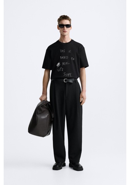 Bisiklet Yaka This Is Based On Real Life Story Baskılı Oversize Siyah Erkek T-Shirt