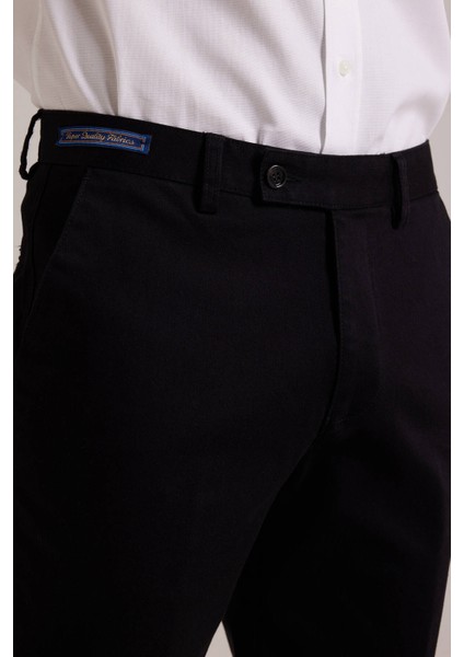 Erkek Siyah Düz Regular Fit Spor Kanvas Pantolon fırsatları