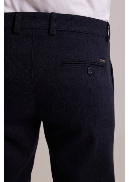 Erkek Lacivert Düz Regular Fit Yan Cep Kanvas Pantolon indirimleri