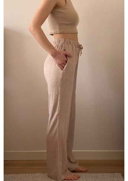 Krinkıl Kumaş Beli Lastlikli Cepli Bağcıklı Pantolon