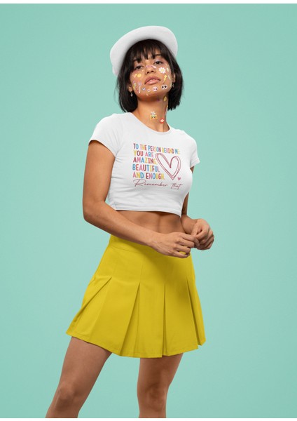 To The Person Behind Me Yazılı Crop Top, Kadın Renkli Yazı Baskılı Crop Bluz modelleri