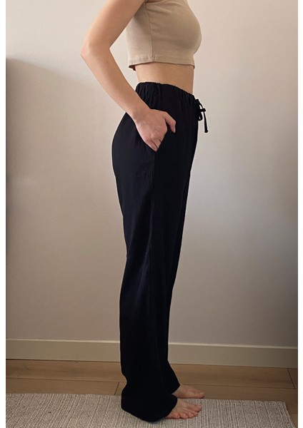 Krinkıl Kumaş Beli Lastlikli Cepli Bağcıklı Pantolon fırsatları
