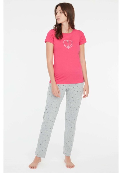 3849 Kadın Yuvarlak Yaka Pijama Takımı