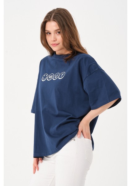 Unisex Lacivert Bisiklet Yaka Baskılı Oversize T-Shirt fırsatları