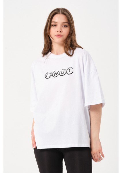 Unisex Beyaz Bisiklet Yaka Baskılı Oversize T-Shirt fırsatları