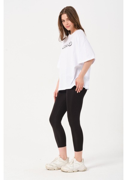 Unisex Beyaz Bisiklet Yaka Baskılı Oversize T-Shirt indirimleri