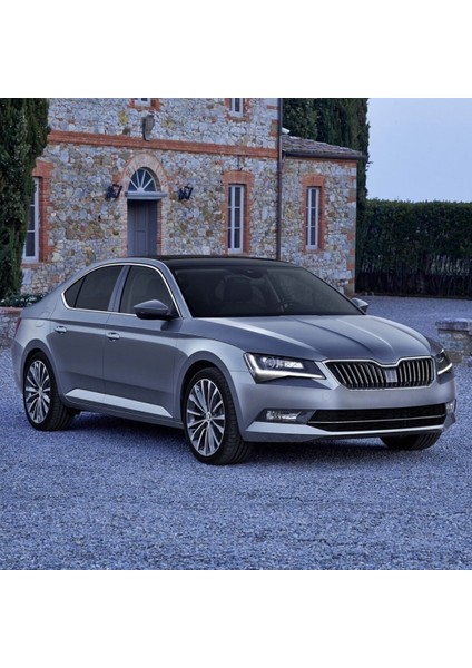 Sağ Arka Dış Kapı Kolu Kapağı Skoda Superb 3 2015-2020 5G0839168