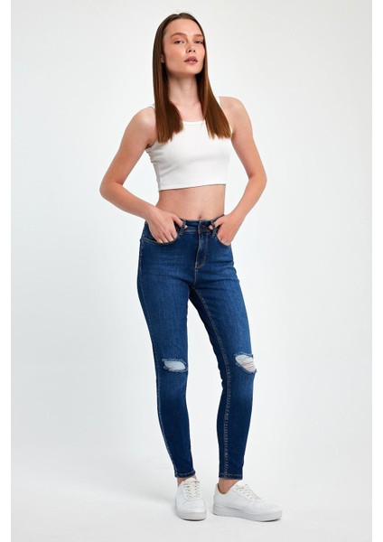 Kadın Mavi Likralı Skinny Dizi Yırtık Kot Pantolon modelleri