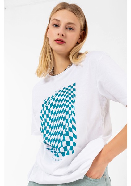 Bisiklet Yaka Self Love Ilizyon Baskılı Beyaz Oversize Kadın Tişört