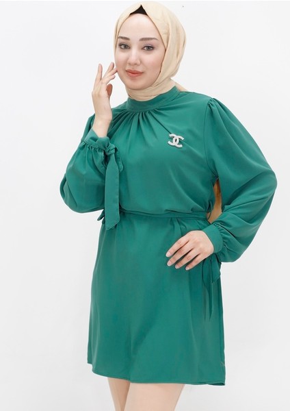 24003 Kristal Kumaş Broşlu Tesettür Tunik