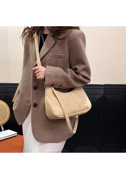 Kadın Tek Omuzdan Askili Çanta Düz Renk Askılı Çanta Moda Küçük Çanta Kadın (Yurt Dışından) fiyatları