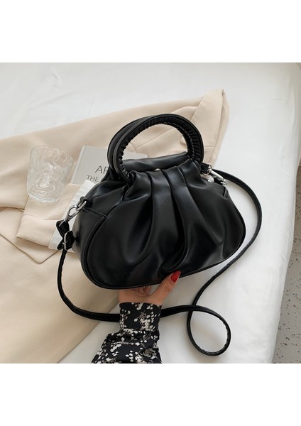 Bulut Retro Koltuk Altı Çantası Tek Omuz Messenger Kadın Çantası (Yurt Dışından) fiyatları